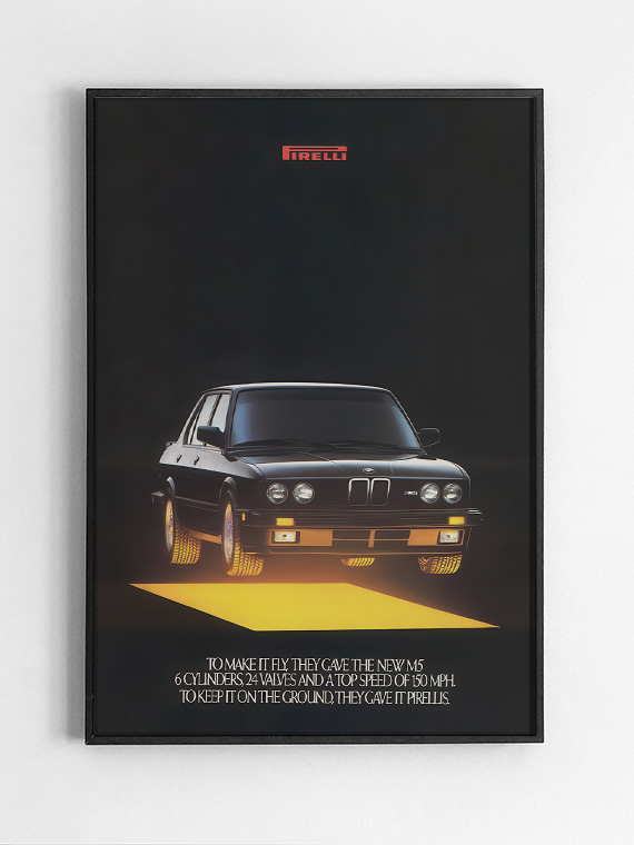 Black,Rectangular,Picture,Frame,On,White,Wall,With,Blank,Paper BMW M5 E28 Pirelli Винтажная реклама