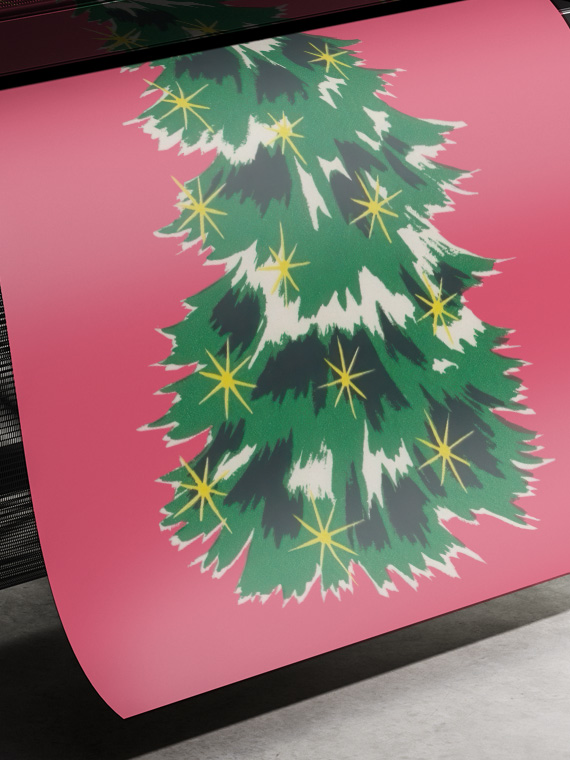 Ёлка на розовом фоне