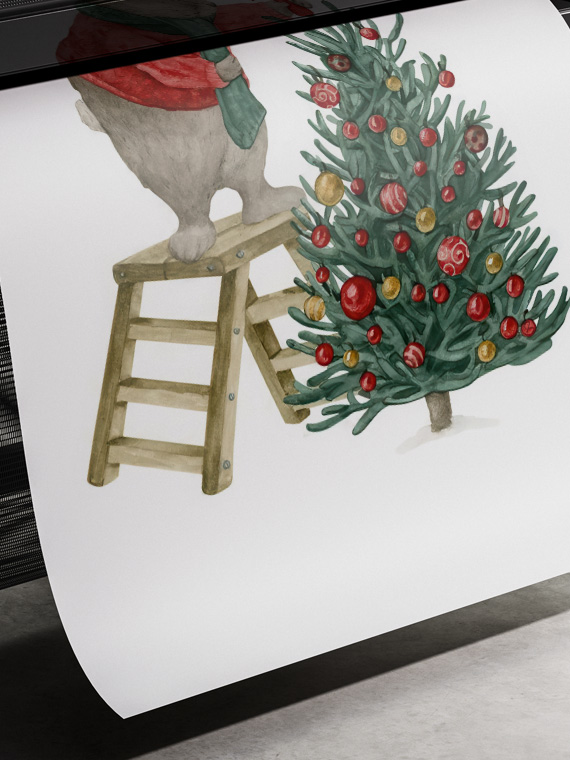 Кролик наряжает ёлку