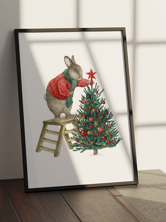 Кролик наряжает ёлку