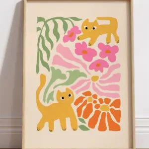 Коты и цветы